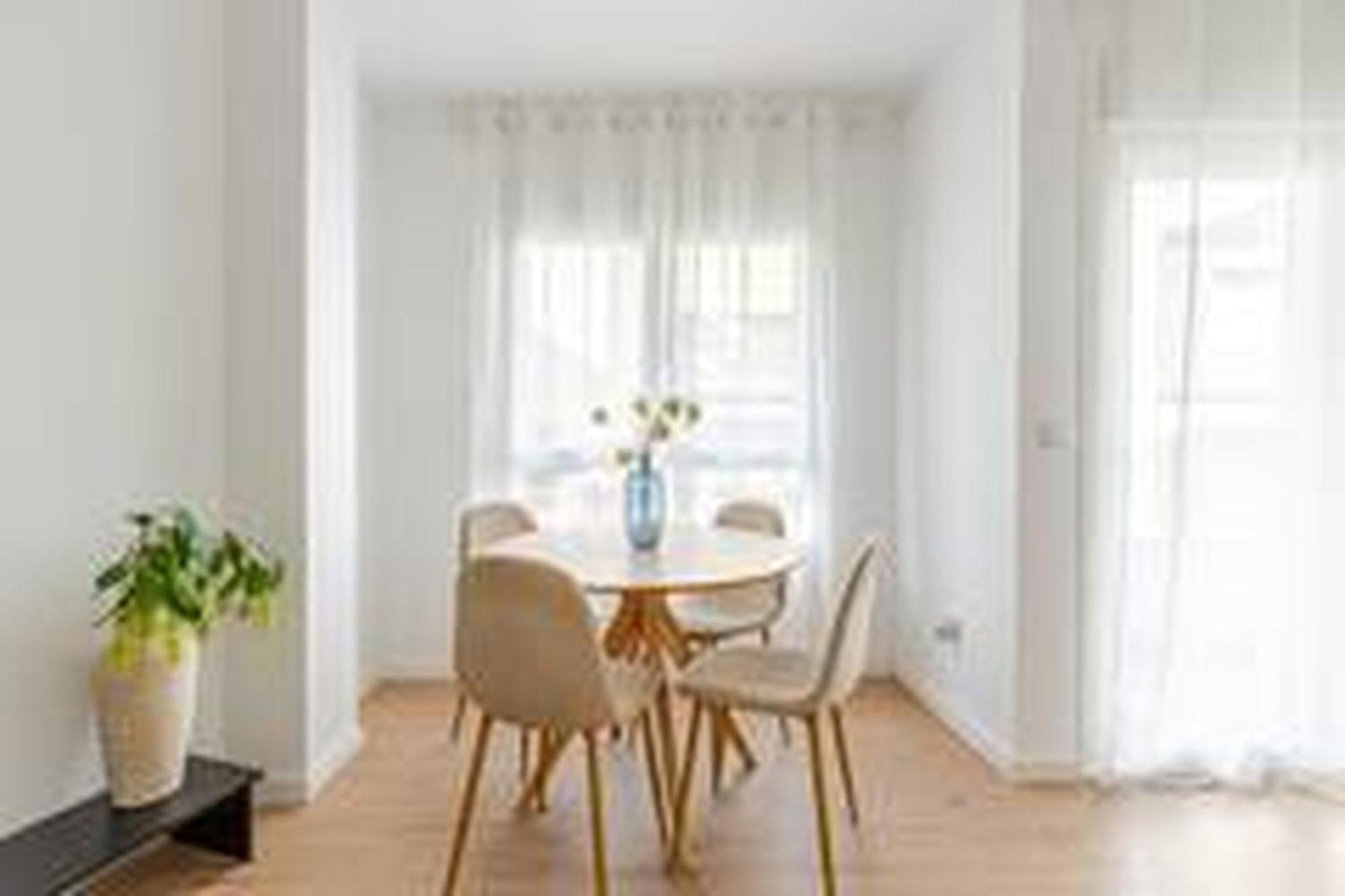 Apartamentos Nuevo Con Aire Y Wifi Águilas Buitenkant foto